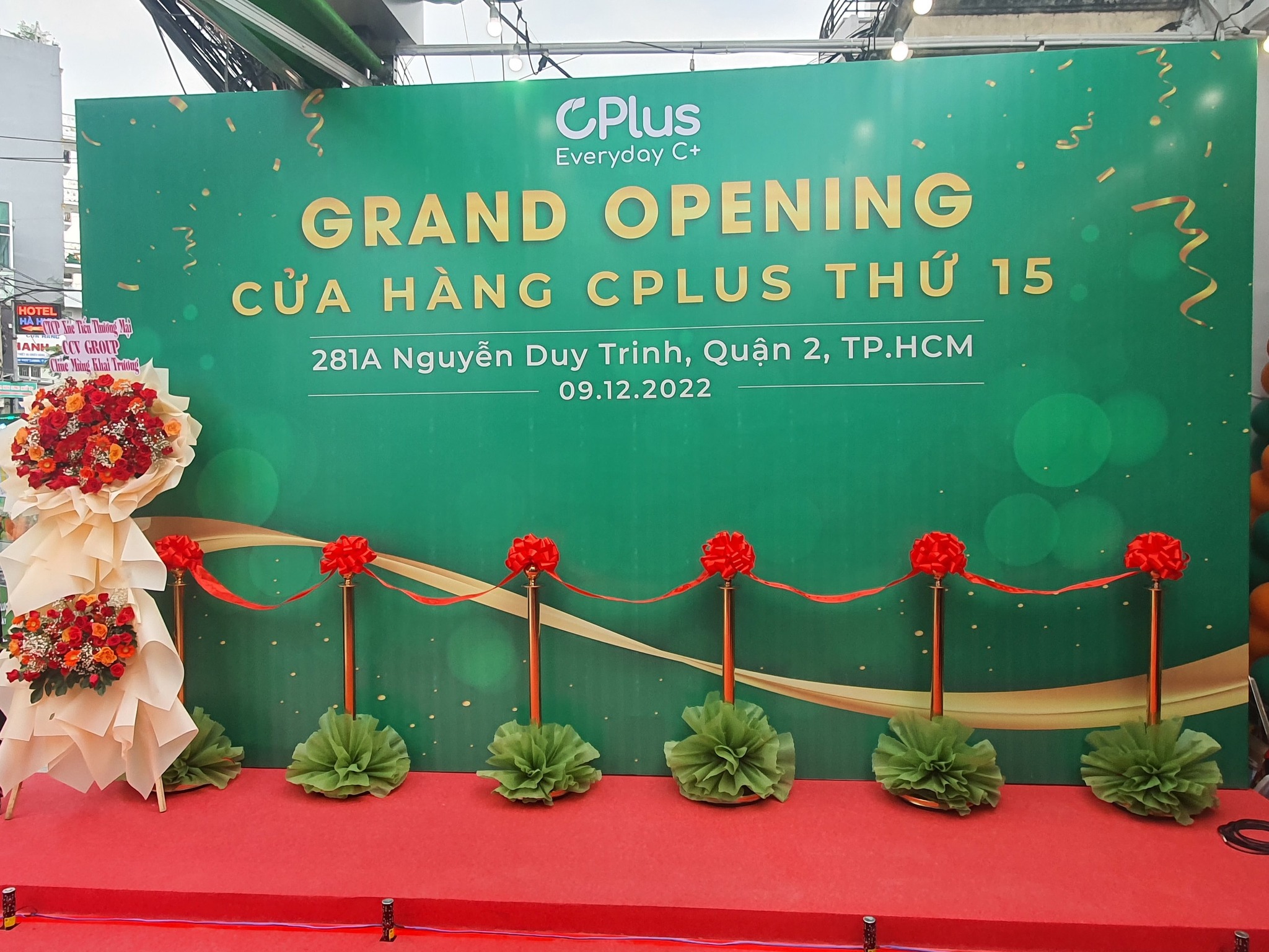 Khai truong CPlus 9