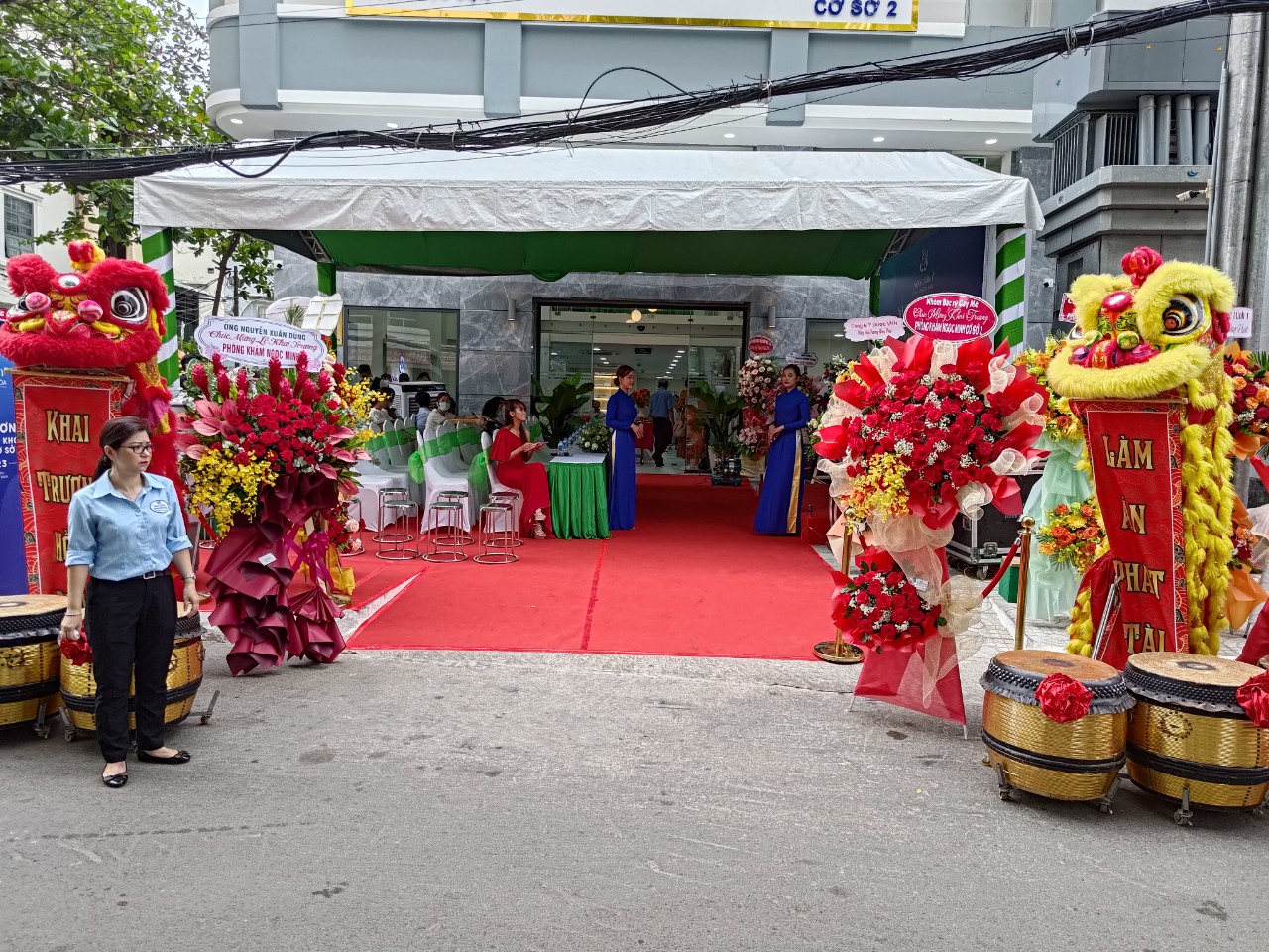 Khai truong phong kham da khoa Ngoc Minh 12
